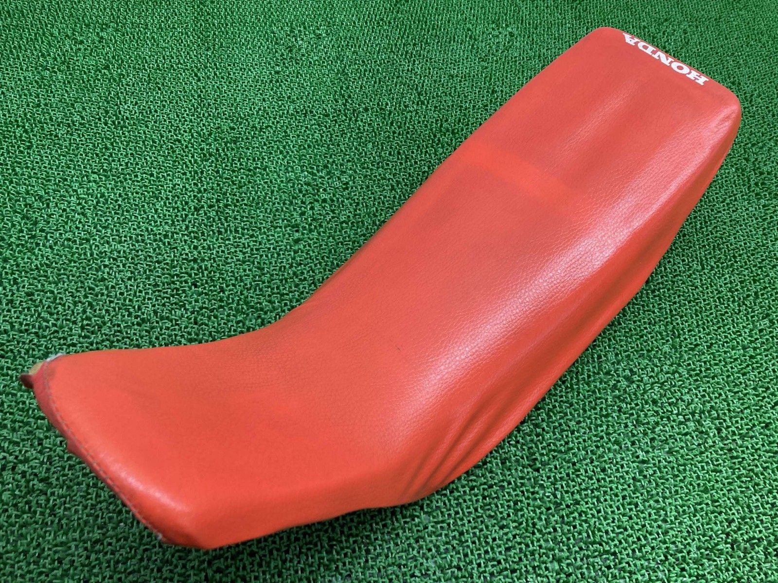 CRM250R シート ホンダ 純正 中古 バイク 部品 MD24 91～23年 アンコ抜き Ij
