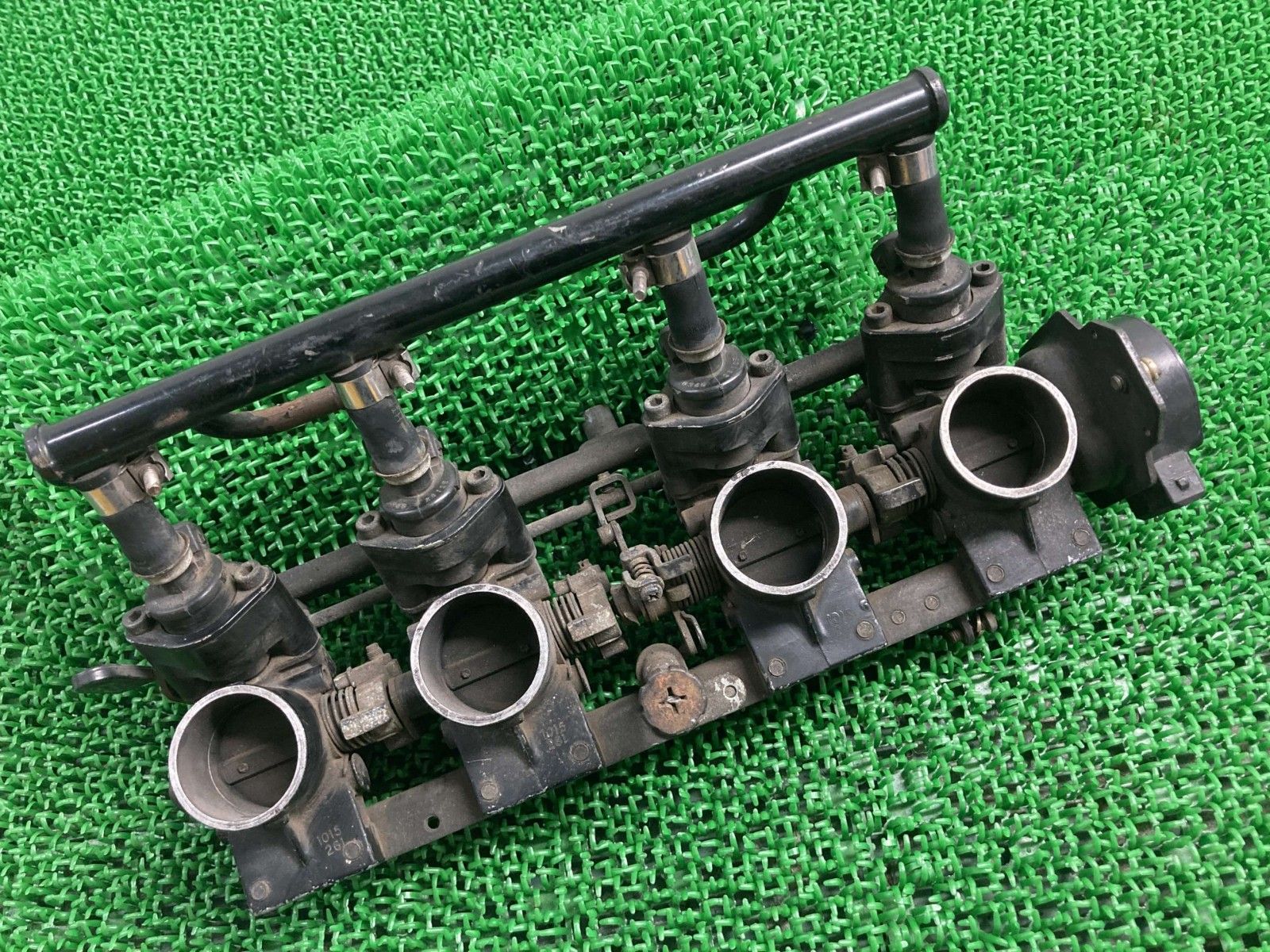 Z750GP スロットルボディ 1015 カワサキ 純正 中古 KZ750R 当時物 D.F.I xT