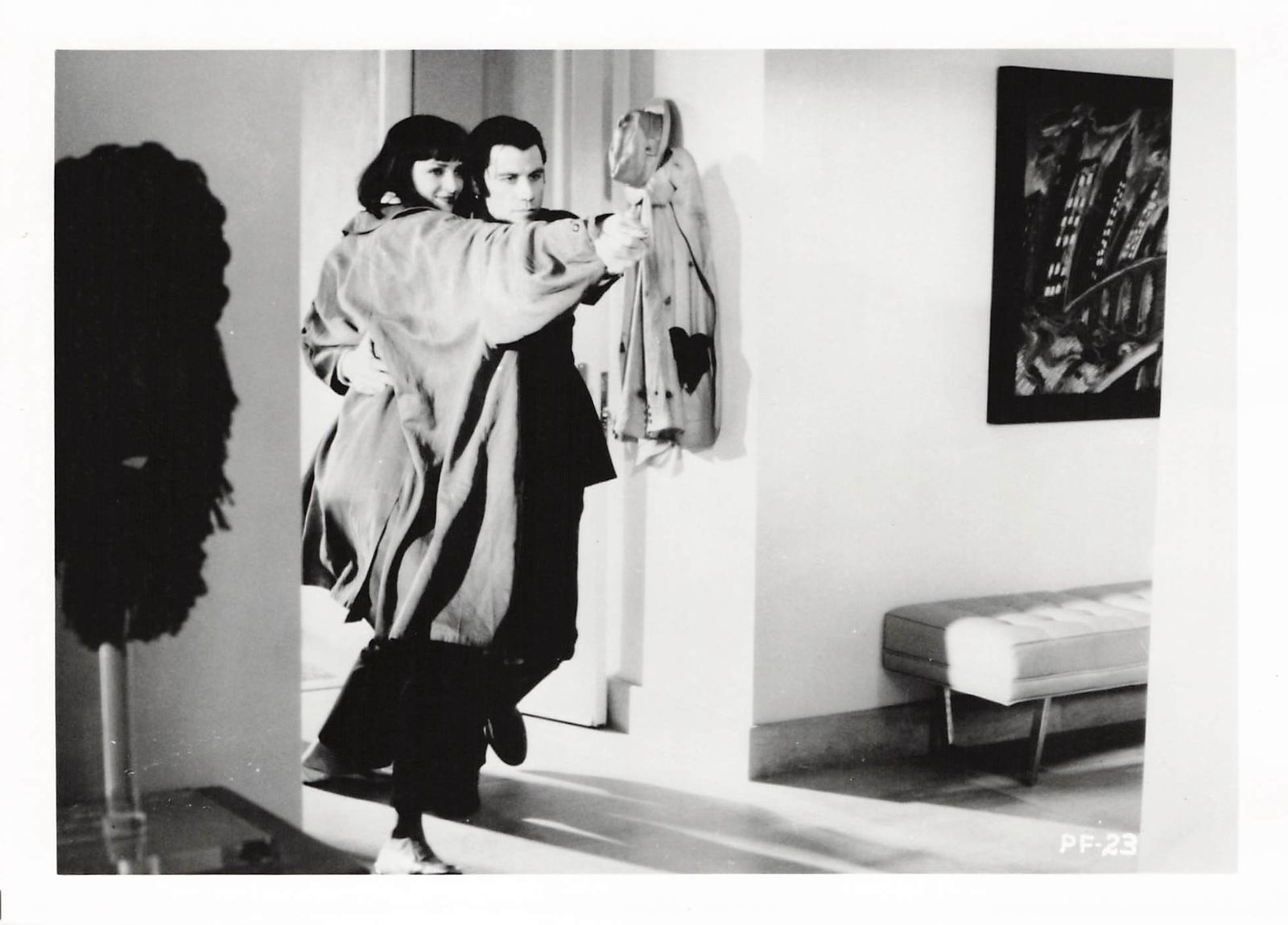 t『パルプ・フィクション』1994年映画劇場宣伝用正規オリジナルスチール写真 pt003999 クエンティン・タランティーノ ロジャー・エイヴァリー ジョン・トラヴォルタ サミュエル・L・ジャクソン ユマ・サーマン t『パルプ・フィクション』1994年映画劇場宣伝用正規オリジナルスチール写真 pt003999 クエンティン・タランティーノ ロジャー・エイヴァリー ジョン・トラヴォルタ サミュエル・L・ジャクソン ユマ・サーマン