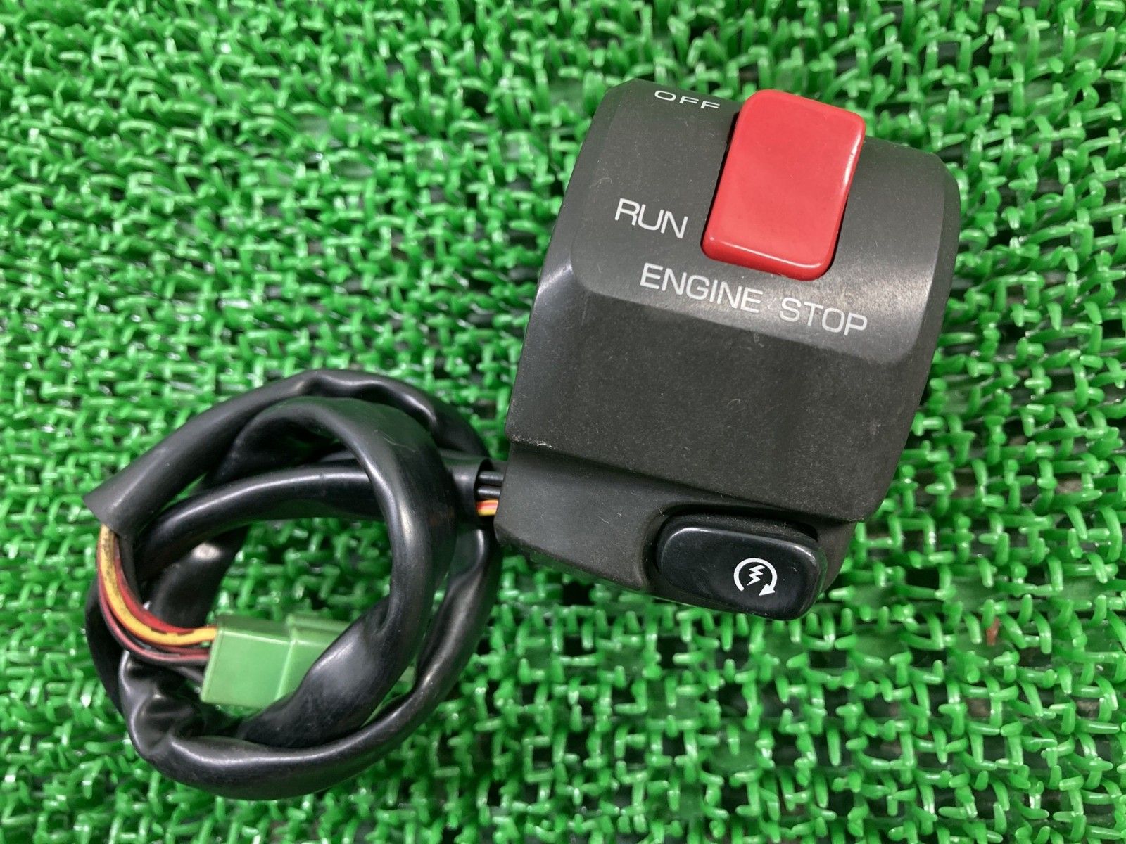 ゼファー400 ハンドルスイッチ 右 カワサキ 純正 中古 ZR400C ZEPHYR400 品薄 Nf 7,304円