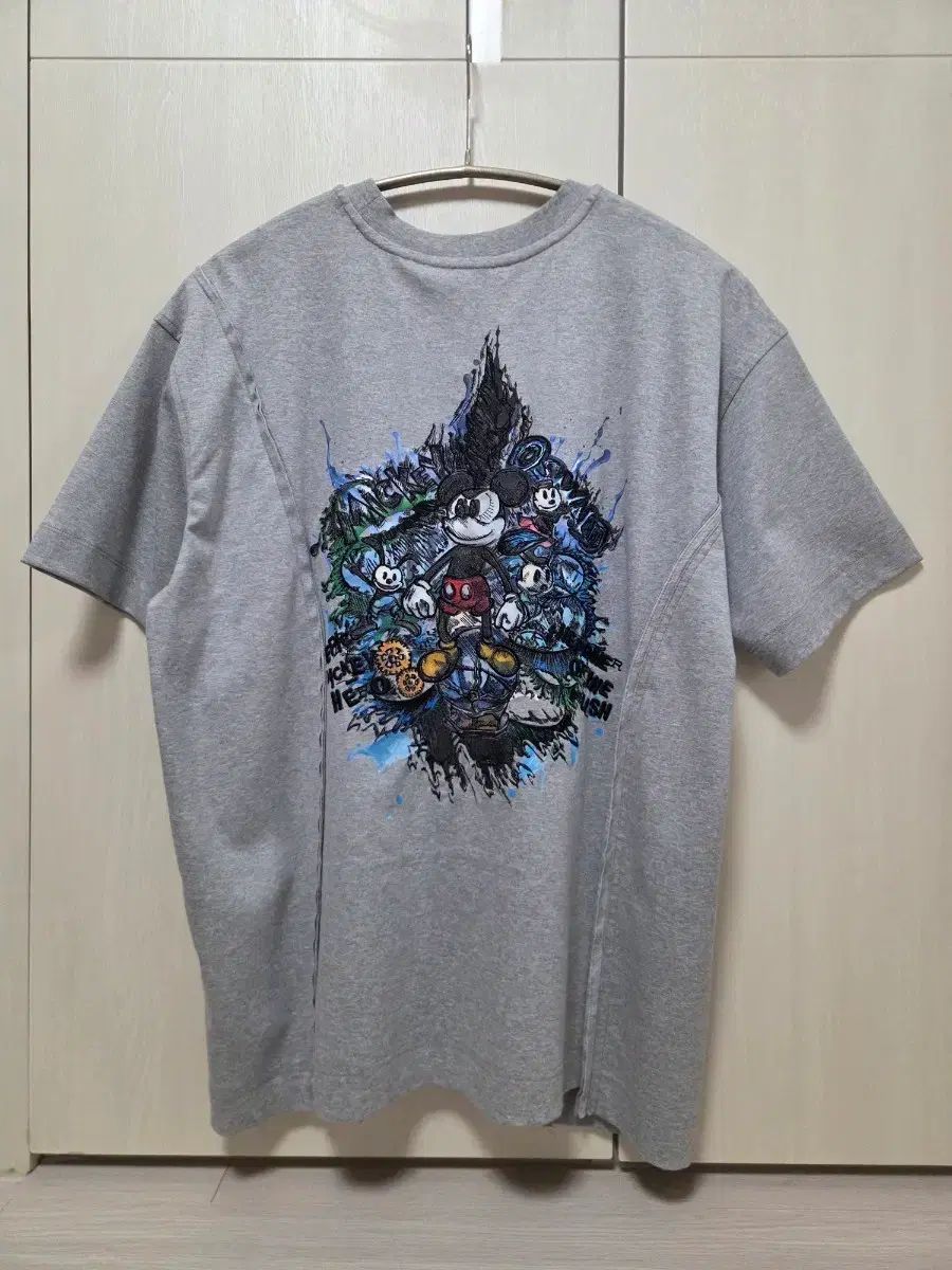 46 SONGZIO HOMME(ソンジオ・オム) 26SS ミッキー&オズワルド Tシャツ グレー