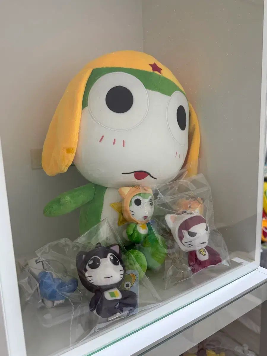 ちびケロロ ファンクラブ ぬいぐるみ + 動物ケロロ キーホルダー
