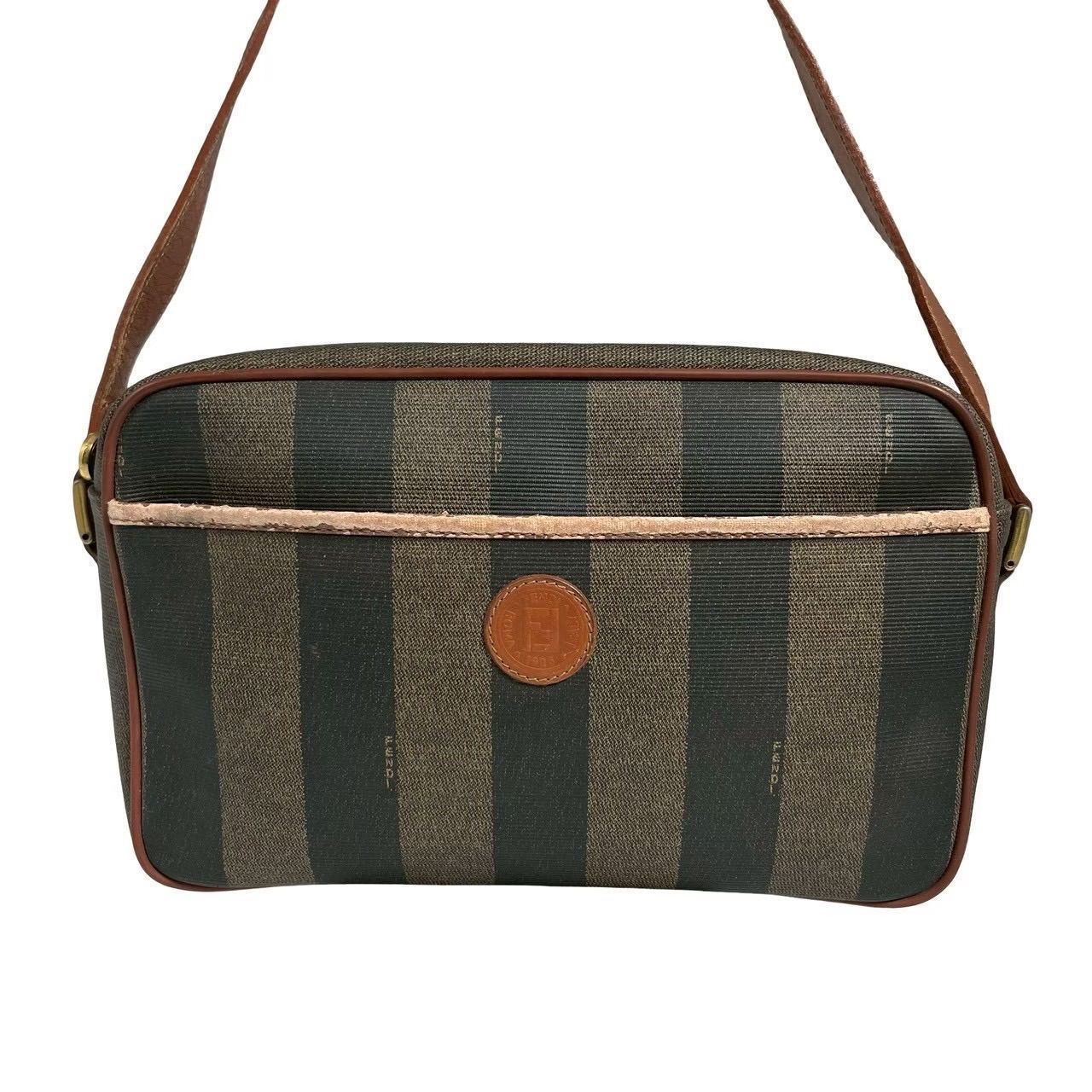FENDI フェンディ ショルダーバッグ 美品 ペカン ストライプカラー PVC