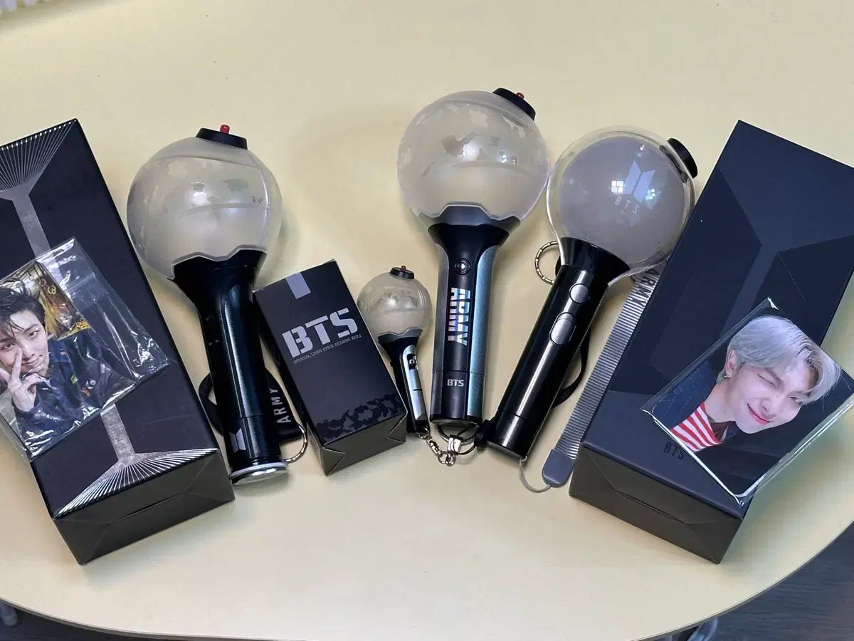 BTS（防弾少年団・バンタン）応援棒 アミボム ARMY BOMB 2世代 3世代 スペシャルエディション 出品