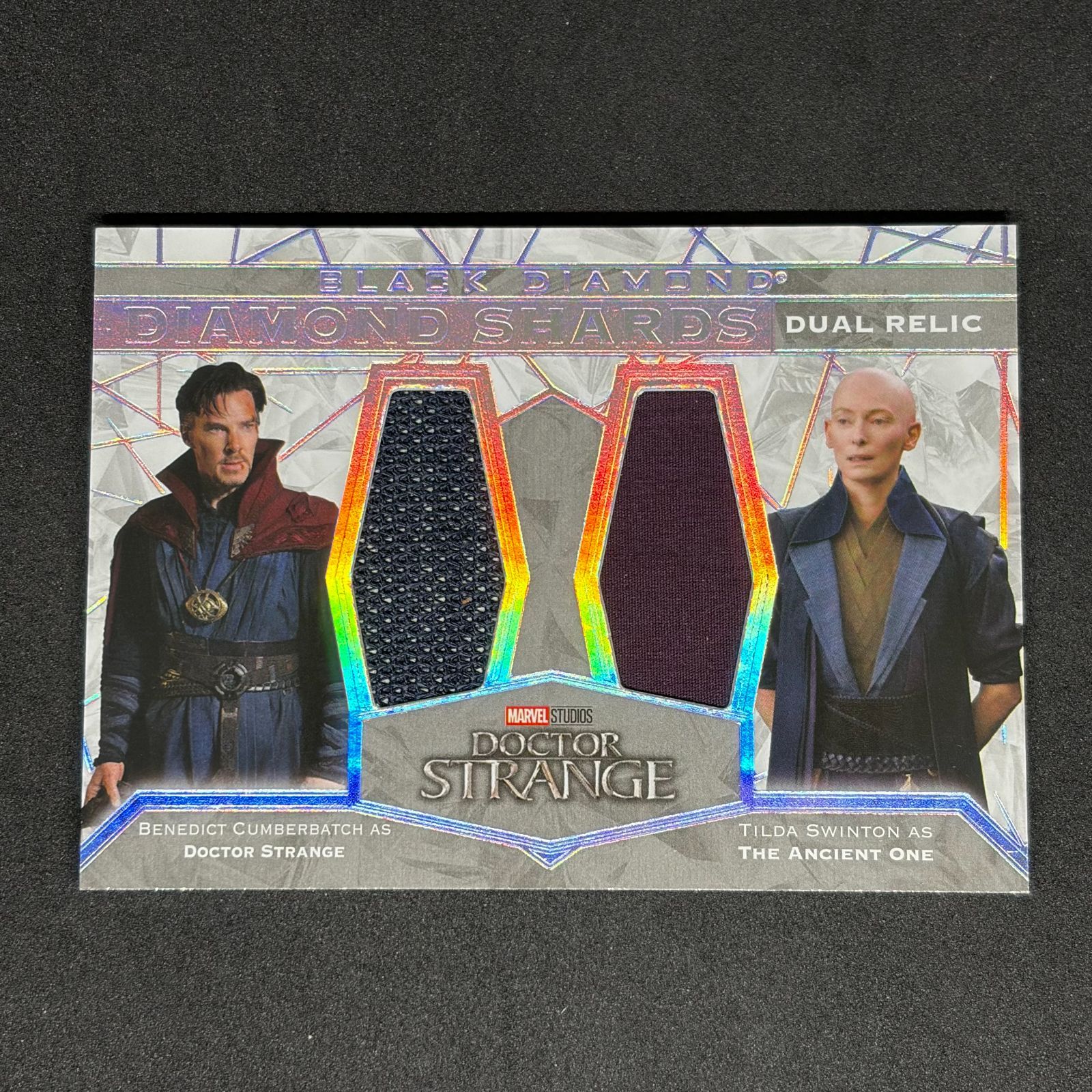 Benedict Cumberbatch / ベネディクト・カンバーバッチ 2021 Upper Deck Marvel Black Diamond Shards Dual 衣装カード #DS2-DRS