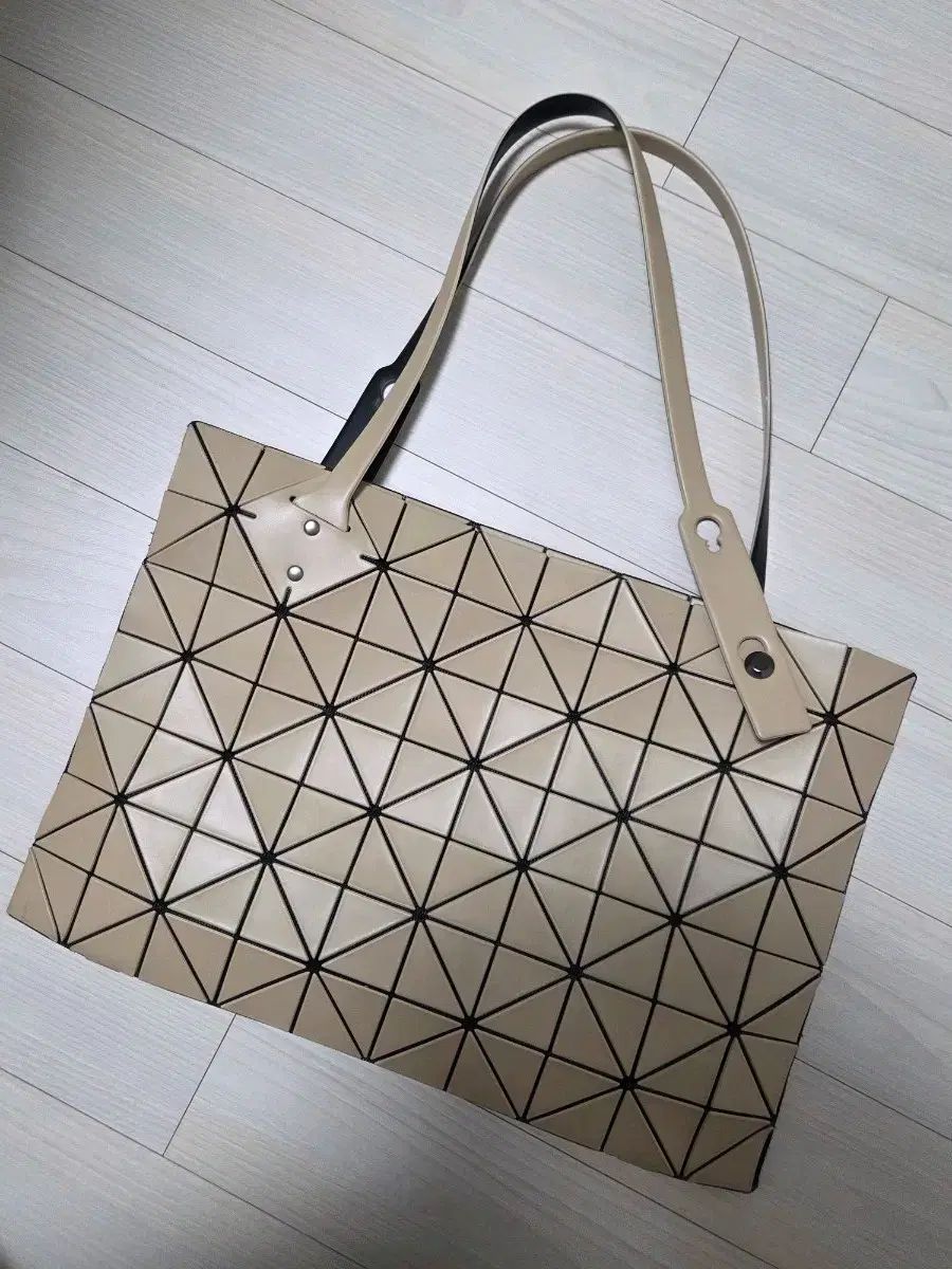 BAO BAO ISSEY MIYAKE スタイル ベージュ バッグ