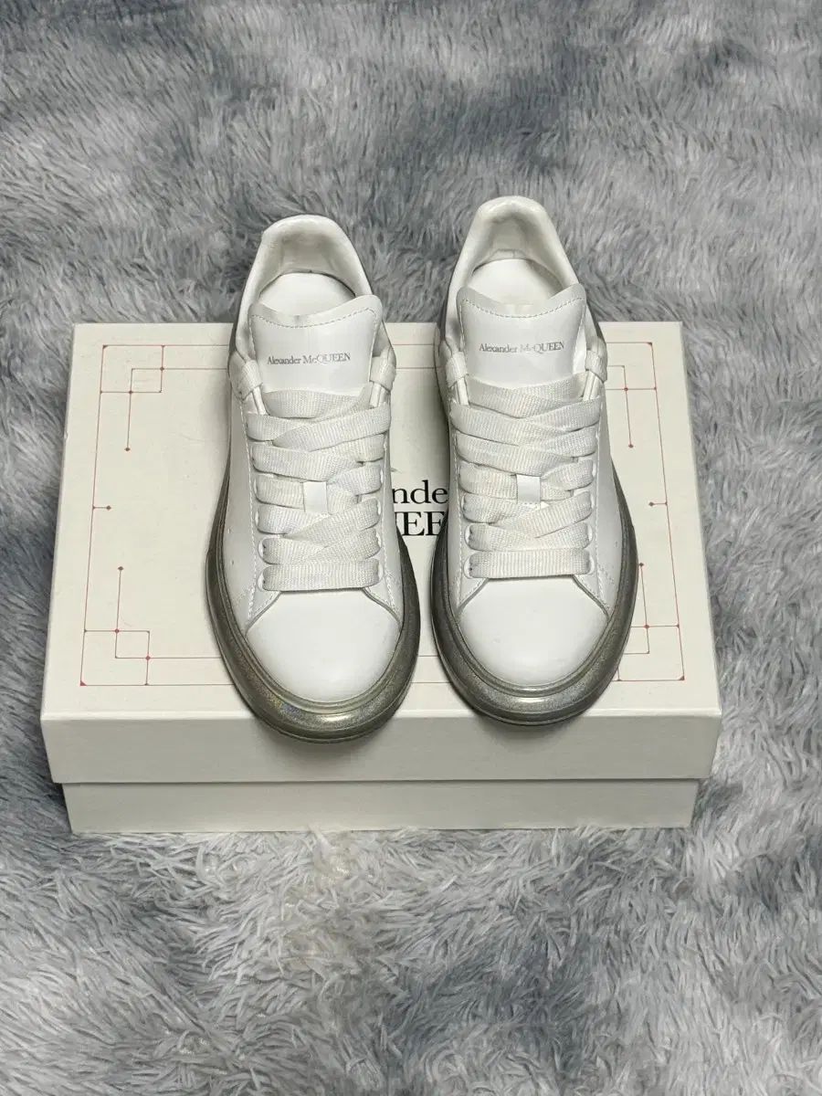 Alexander McQueen オーバーソール スニーカー (37) 31,192円