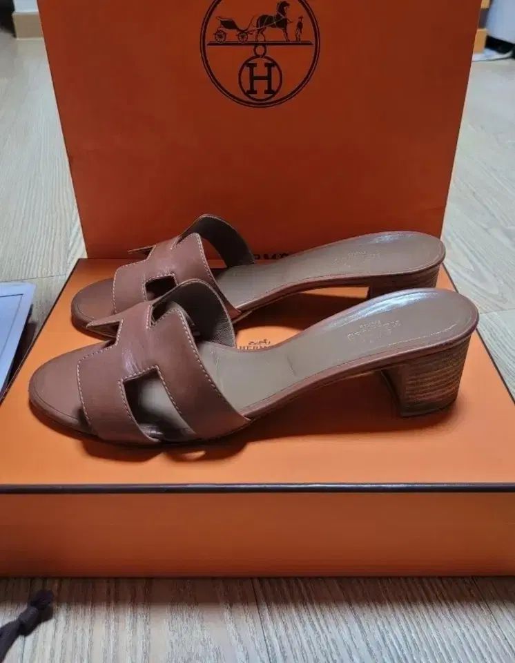 Hermes オアジス サンダル ブラウン 38サイズ (正規品)