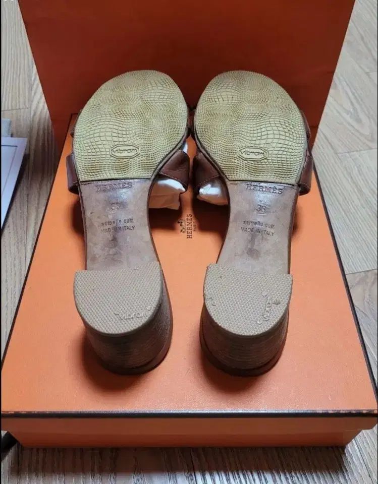 Hermes オアジス サンダル ブラウン 38サイズ (正規品)