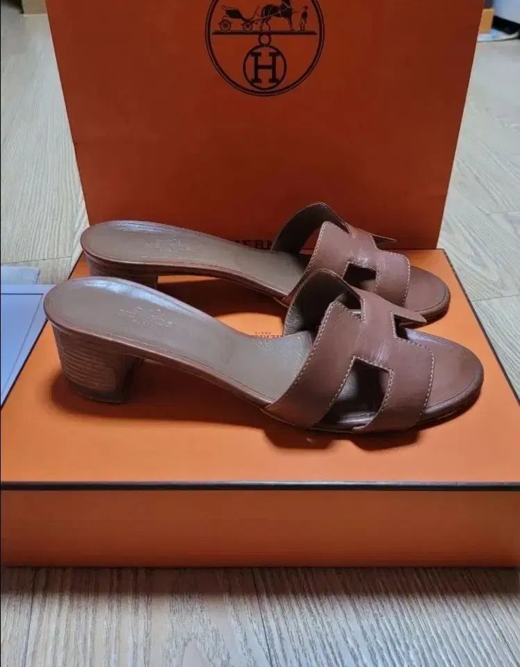 Hermes オアジス サンダル ブラウン 38サイズ (正規品)