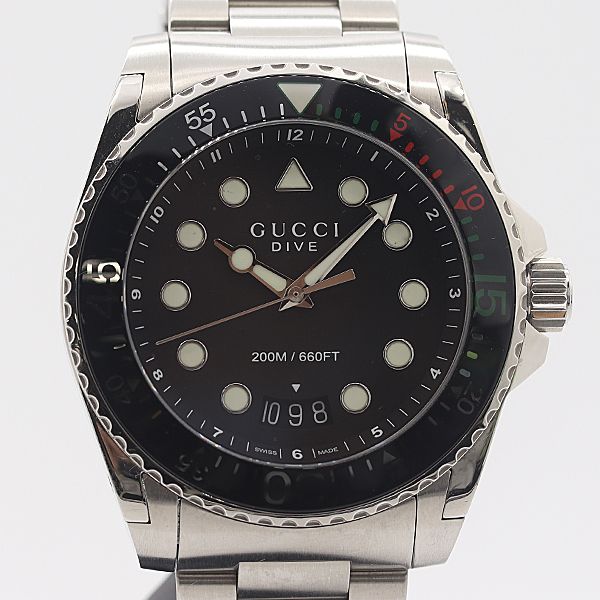 良品 稼働 箱付 グッチ ダイブ 136.2 200M 660FT QZ デイト ブラック文字盤 メンズ腕時計 2000000 6JWY SMB ABC24925