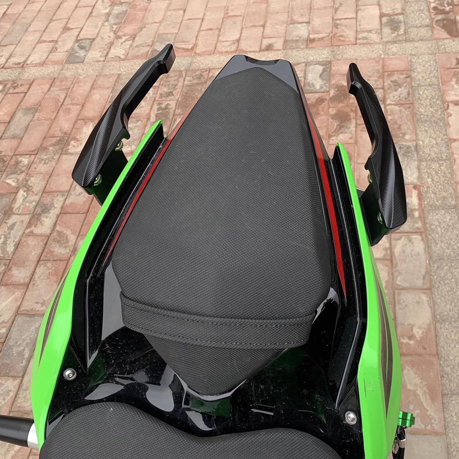 新品 LEDISHUN バイク用 アシストグリップ カワサキ ニンジャ400 Z400(2018-2023) ニンジャ250 Z250(2019-2023) 全年式 に適用 サイドグリップ (グリーン)