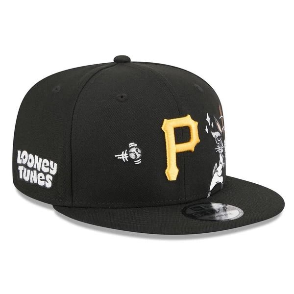 ニューエラ メンズ アクセサリー 帽子 Mens New Era Black Pittsburgh Pirates Looney Tunes Bugs Bunny 9FIFTY Snapback Ha