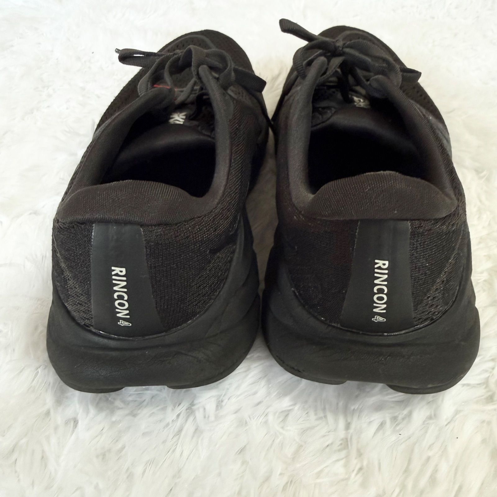 HOKA RINCON 4 26.5cm ワイド ブラック ランニングシューズ メンズ 