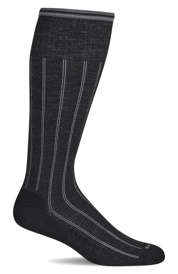 ソックウェル メンズ アンダーウェア 靴下 SOCKWELL High Rise Rib Wide Calf Compression Socks Black ブラック