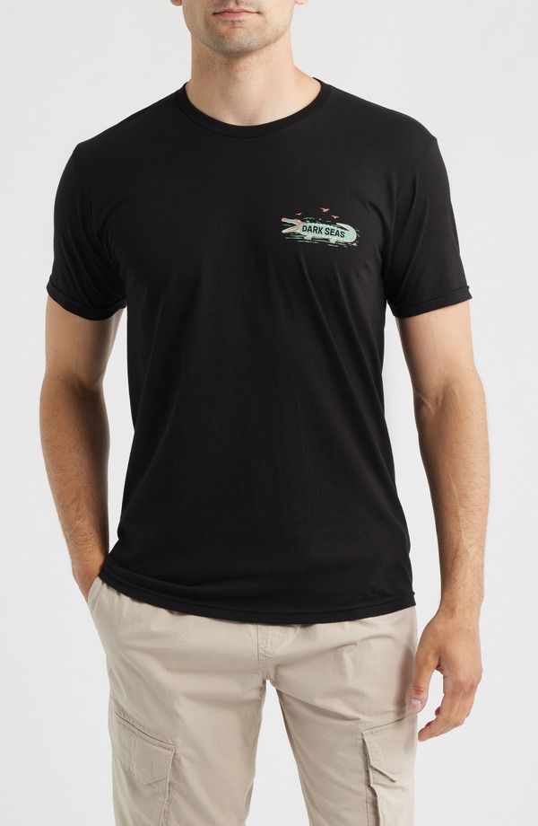 ダークシーズ メンズ トップス Tシャツ コットン グラフィック DARK SEAS Land of Sunsine Cotton Graphic TShirt Black ブラック
