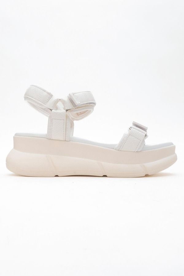 プロローグシューズ レディース サンダル Prologue Shoes Yrmengardistrappy Sandal White ホワイト