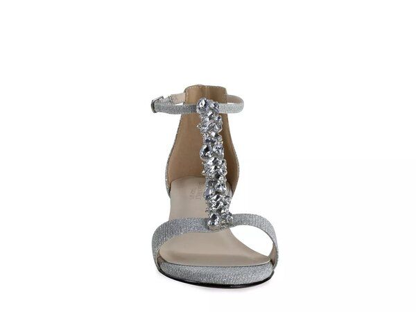 ベンジャミンウォーク レディース シューズ サンダル Touch Ups by Benjamin Walk Beatrix Wedge Sandal Silver Metallic シルバー