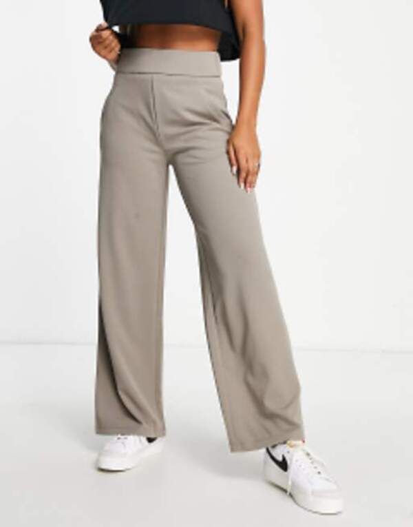 ジェイディーワイ レディース ボトムス カジュアルパンツ ワイドレッグ パンツ JDY wide leg tailored pants in mushroom part of a set Mushro