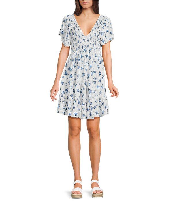 アンジー レディース トップス ワンピース Vネック ティアード フラワー柄 プリント シャーリング フラワー Angie Floral Printed Short Flutter Sleeve VN