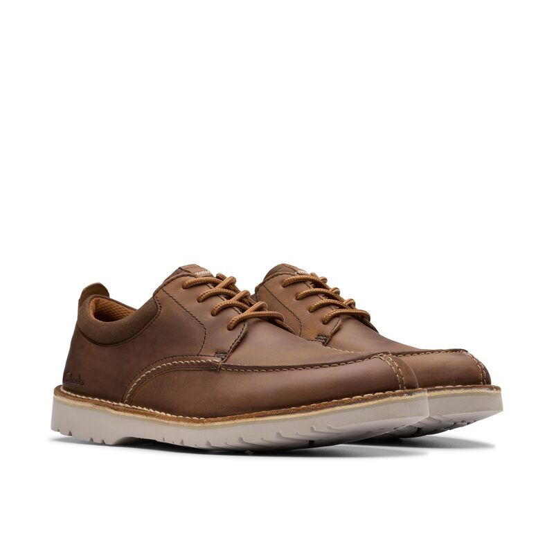 クラークス メンズ シューズ スリッポン・ローファー Clarks Eastridge Moc Beeswax Leather