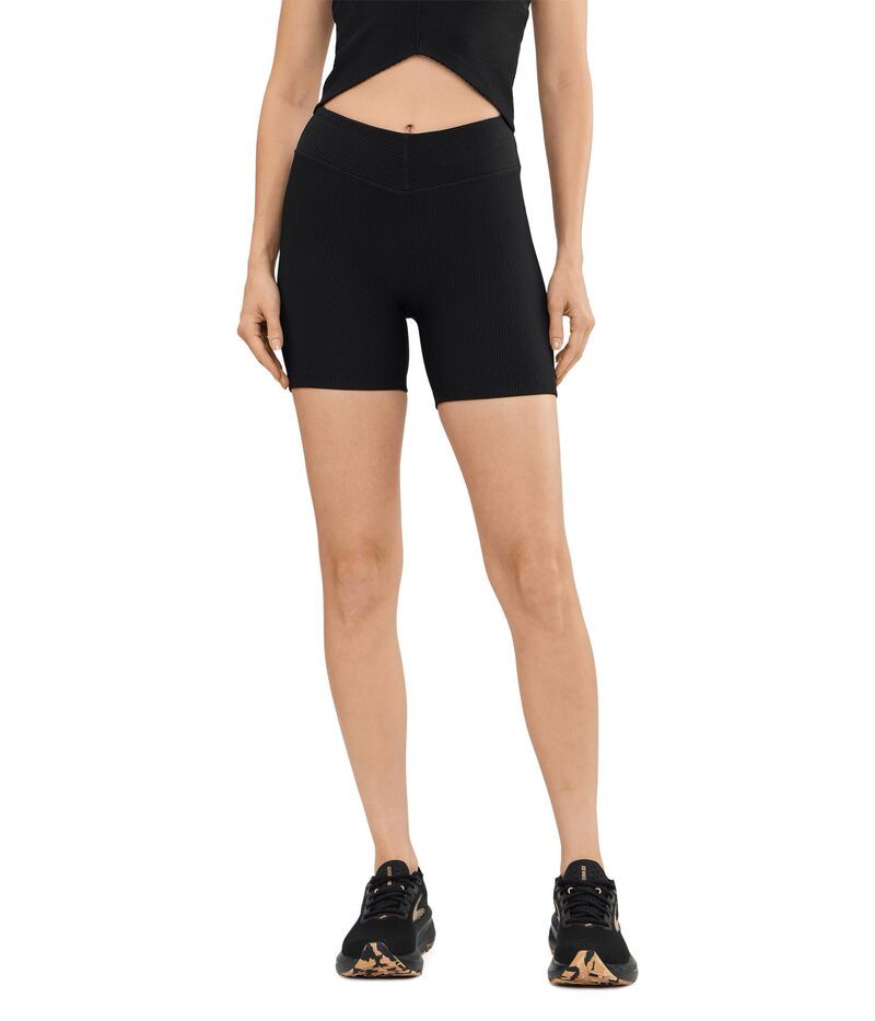 ビヨンドヨガ レディース ボトムス ハーフパンツ・ショーツ リブ ショートパンツ Beyond Yoga Impulse Ribbed VWaist Biker Shorts Black Onyx ブ
