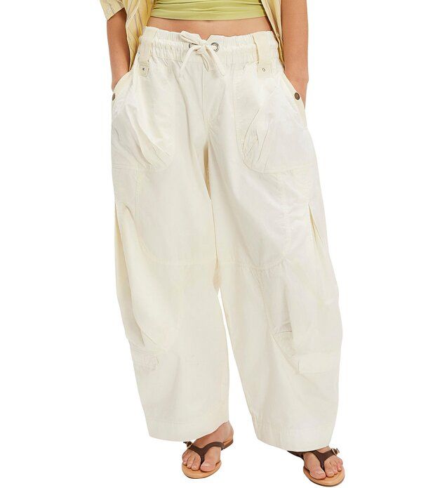 フリーピープル レディース ボトムス カジュアルパンツ カーゴパンツ Free People We The Free Onset MidRise Parachute Cargo Pants Tofu