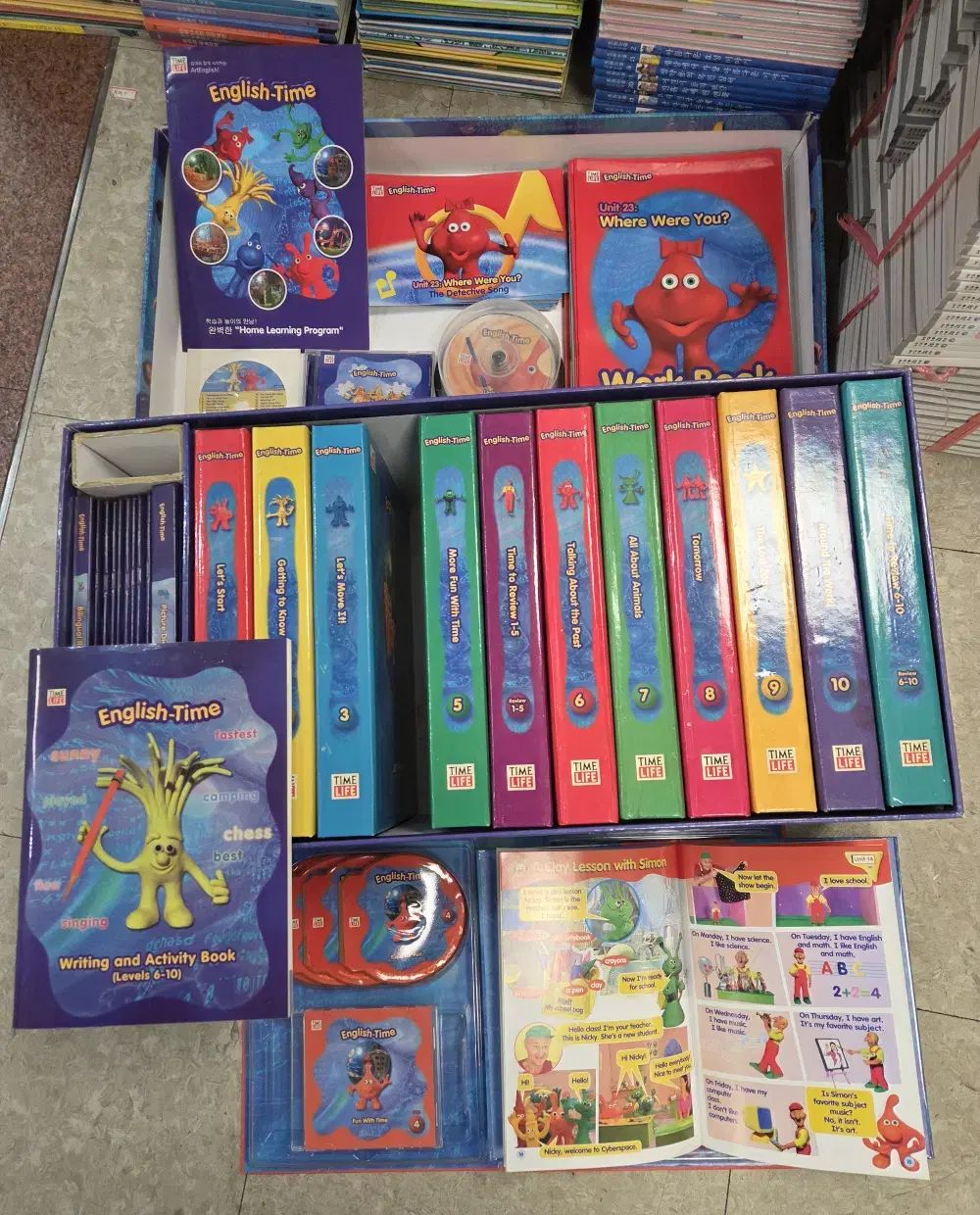 イングリッシュ・タイム・タイムライフ 47巻＋CD61枚＋DVD12枚 子供向けの本 中古本