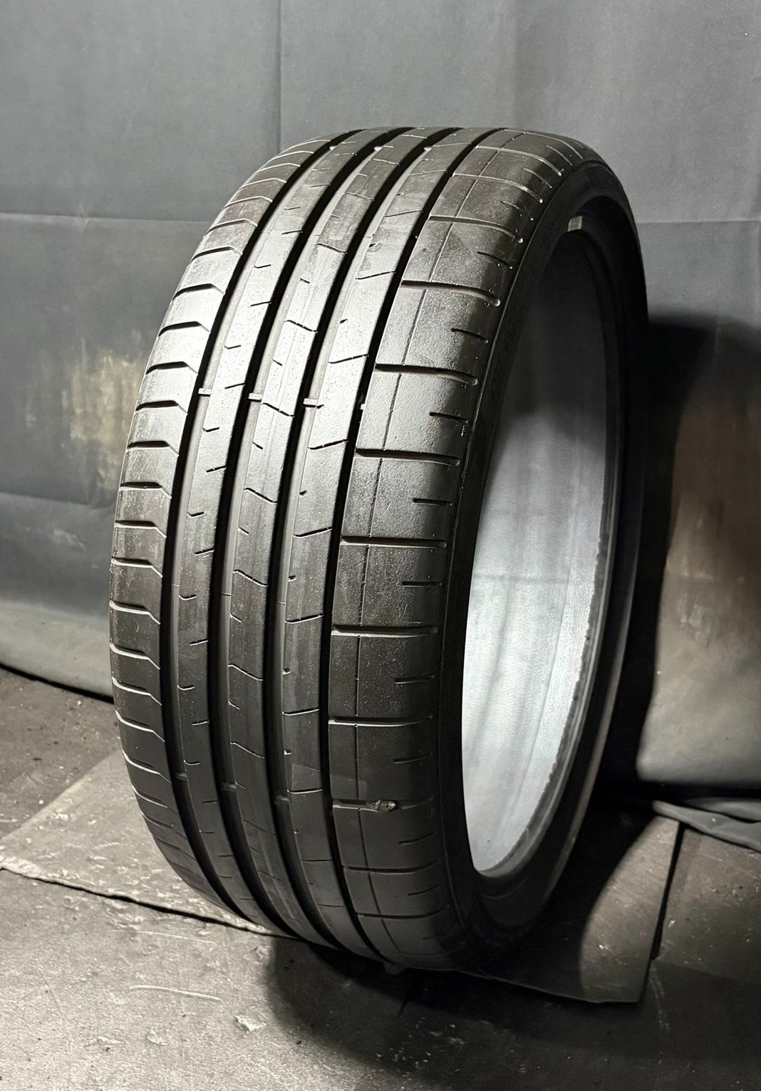 2023年製 約9分山 ピレリ　PIRELLI ピーゼロ　P ZERO N1 235/35R20 1本 h_2451