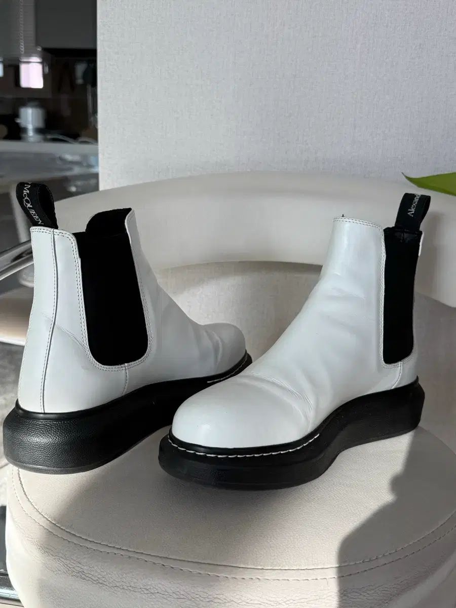 Alexander McQueen アレキサンダー・マックイーン チェルシーブーツ 白 38 5