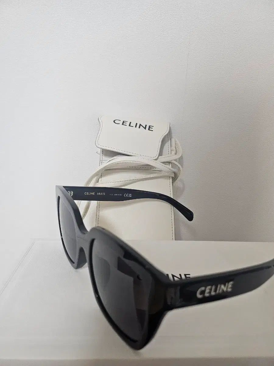 Celine セリーヌ サングラス ブラック