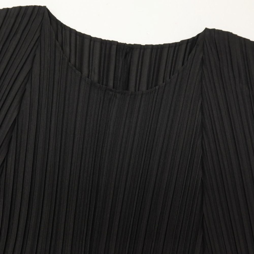 中古】プリーツプリーズ PLEATS PLEASE 2026年春夏 プリーツ加工 半袖