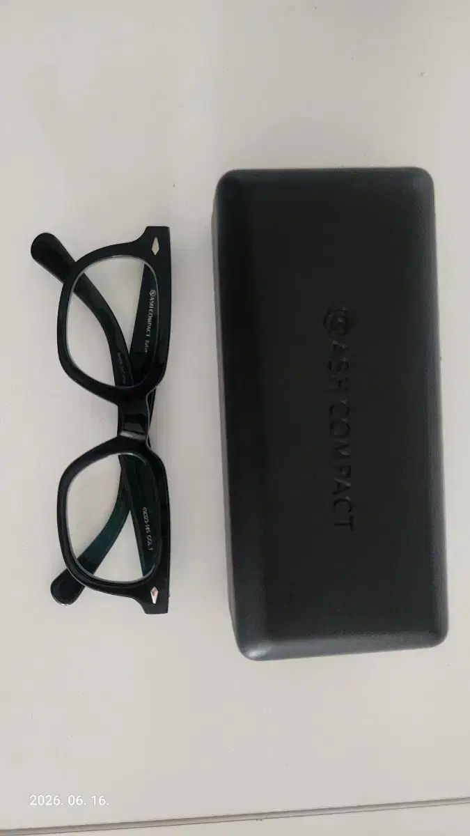 ASH COMPACT ベイカー メガネ ブラック + ケース