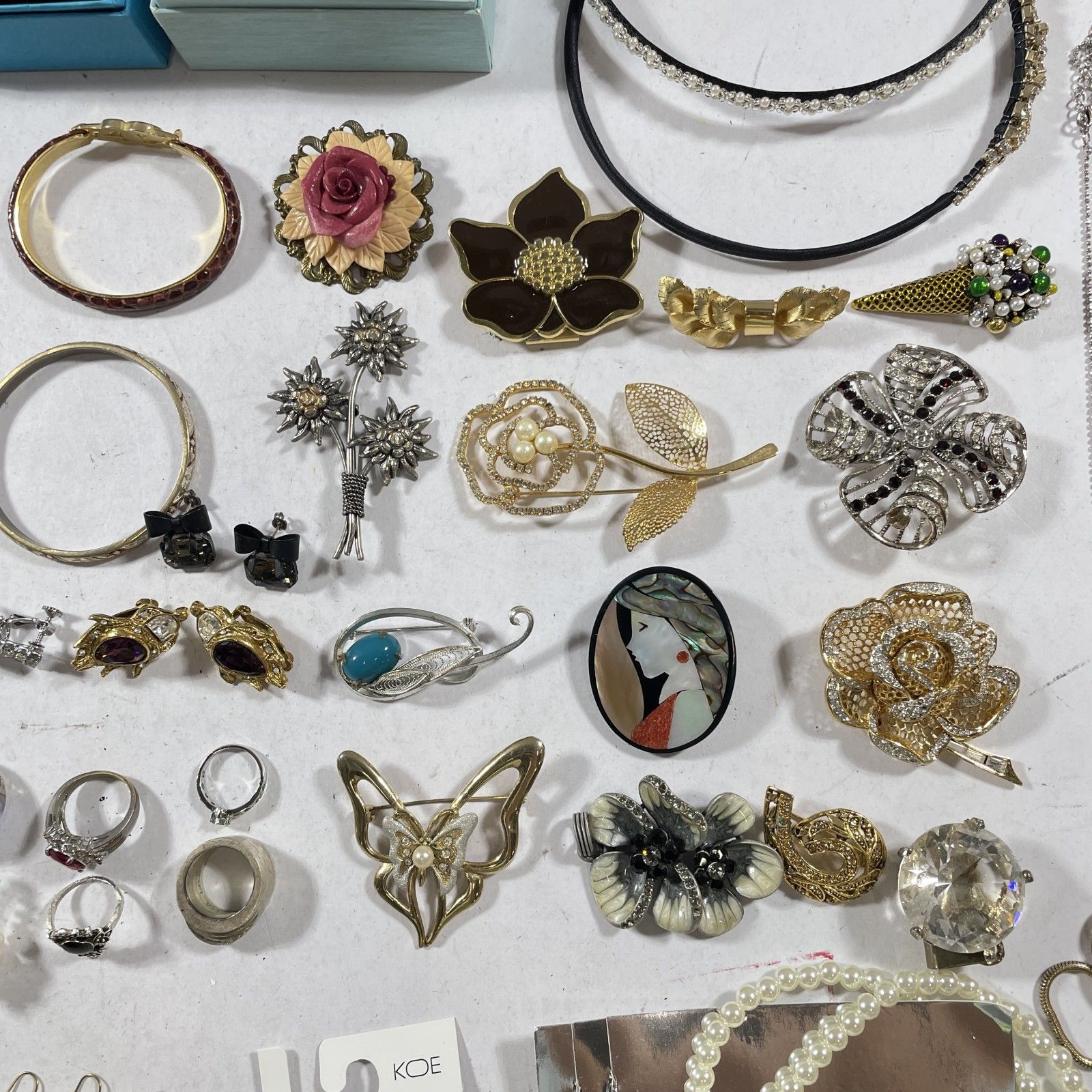☆ 希少 アクセサリー ジュエリー 約100個以上 大量 まとめ商品