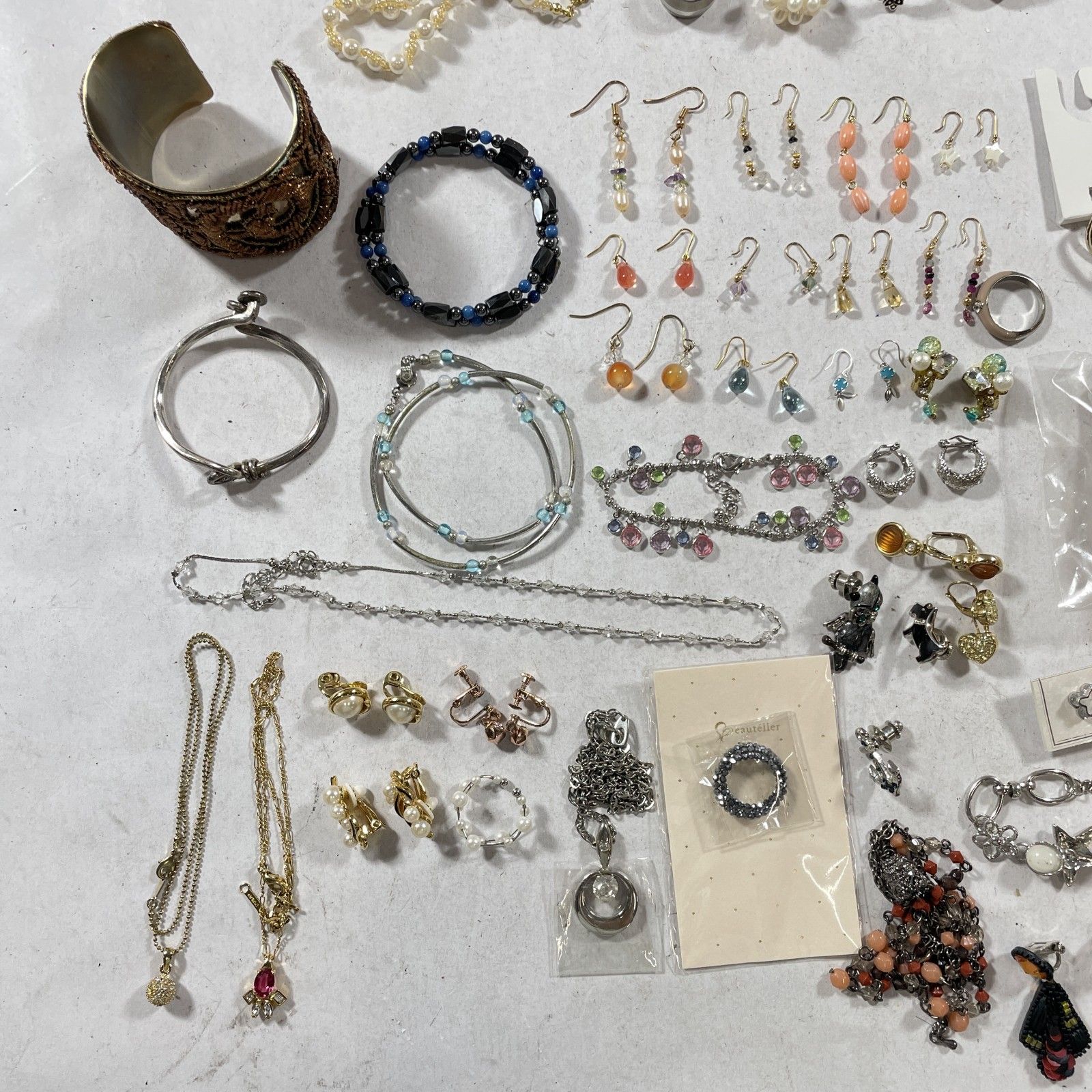 ☆ 希少 アクセサリー ジュエリー 約100個以上 大量 まとめ商品