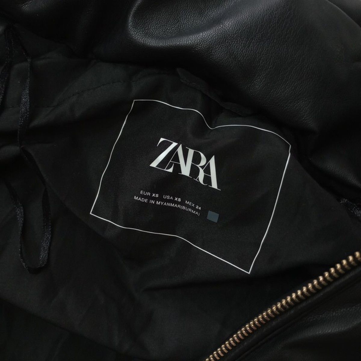 ZARA ザラ フード付きフェイクレザー 中綿 ブラック ジャケット /26F 