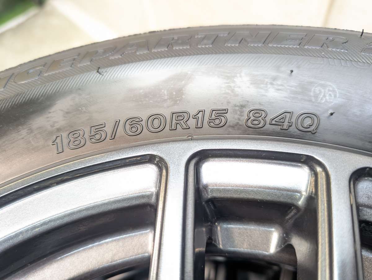 185/60R15 ブリヂストン アイスパートナー2 WAREN 15x5.5 43 100-4穴