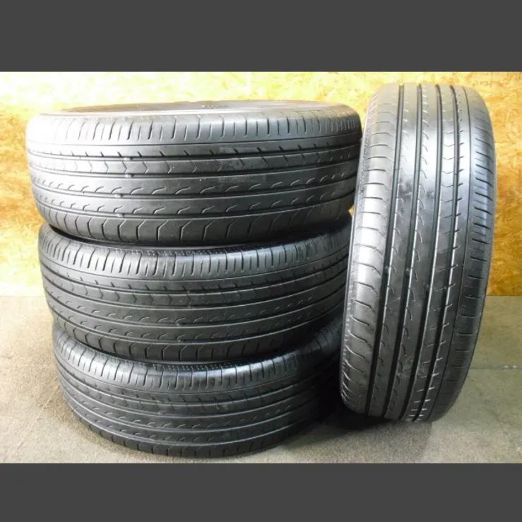 (A-2870)本州送料無料　超バリ山 215/60R17 4本 ヨコハマ 中古タイヤホイール館