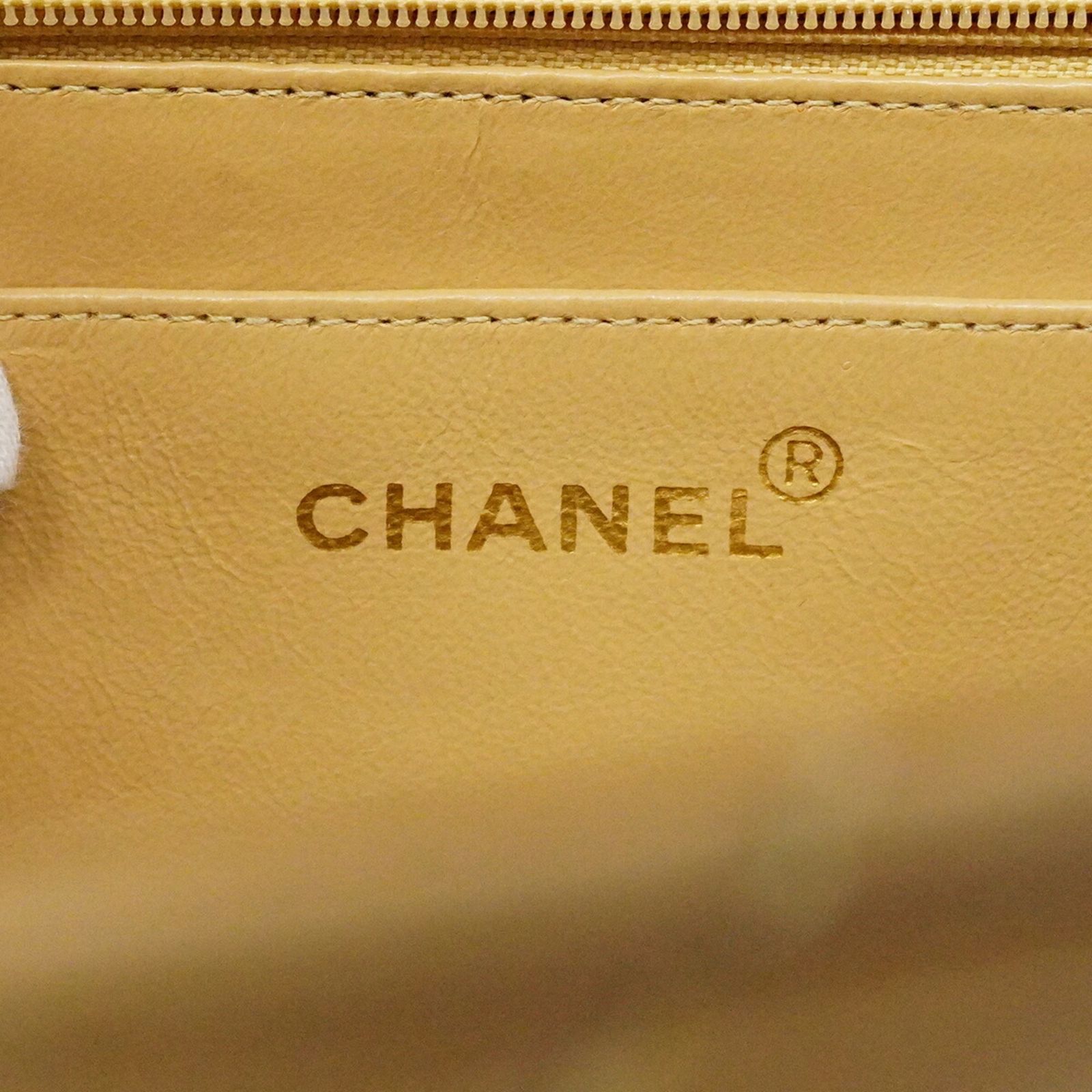 シャネル(Chanel) シャネル ショルダーバッグ デカマトラッセ Wチェーン ラムスキン ベージュ レディース