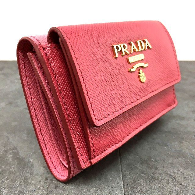 未使用品 PRADA 三つ折り財布 1MH021 サフィアーノ ピンク 190 未使用品 PRADA 三つ折り財布 1MH021 サフィアーノ ピンク 190