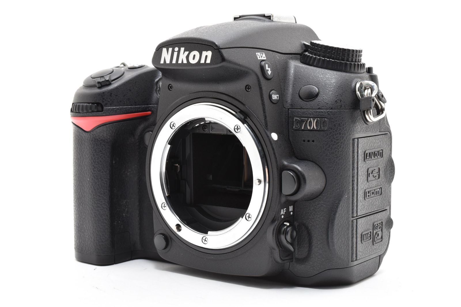 極美品｜Nikon D7000 ショット数 15,555 枚 デジタル一眼レフカメラ ボディー ｜M315