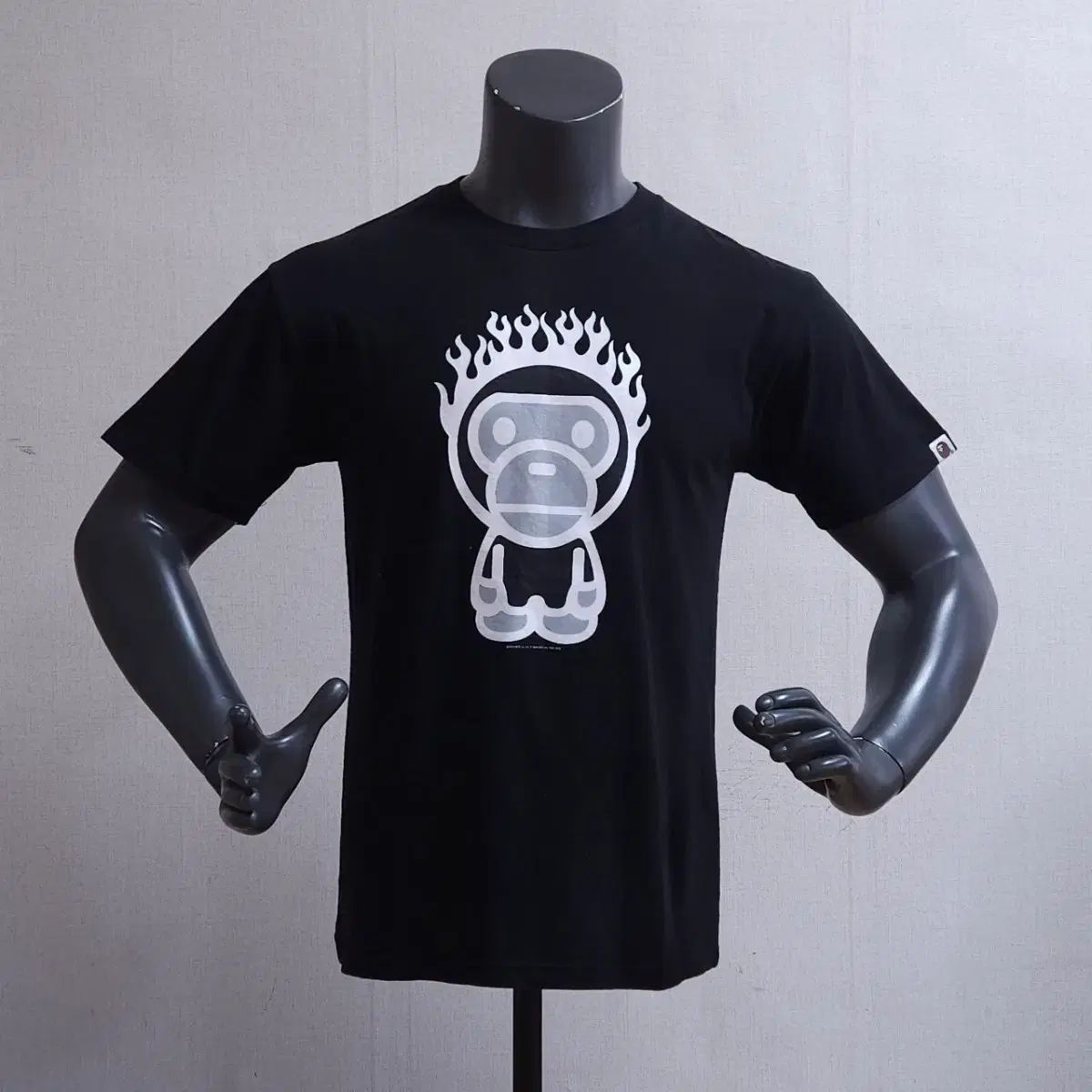 A BATHING APE アベイシングエイプ 半袖Tシャツ 100