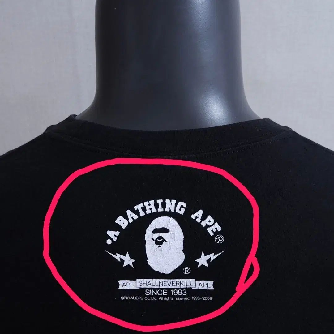 A BATHING APE アベイシングエイプ 半袖Tシャツ 100 A BATHING APE アベイシングエイプ 半袖Tシャツ 100