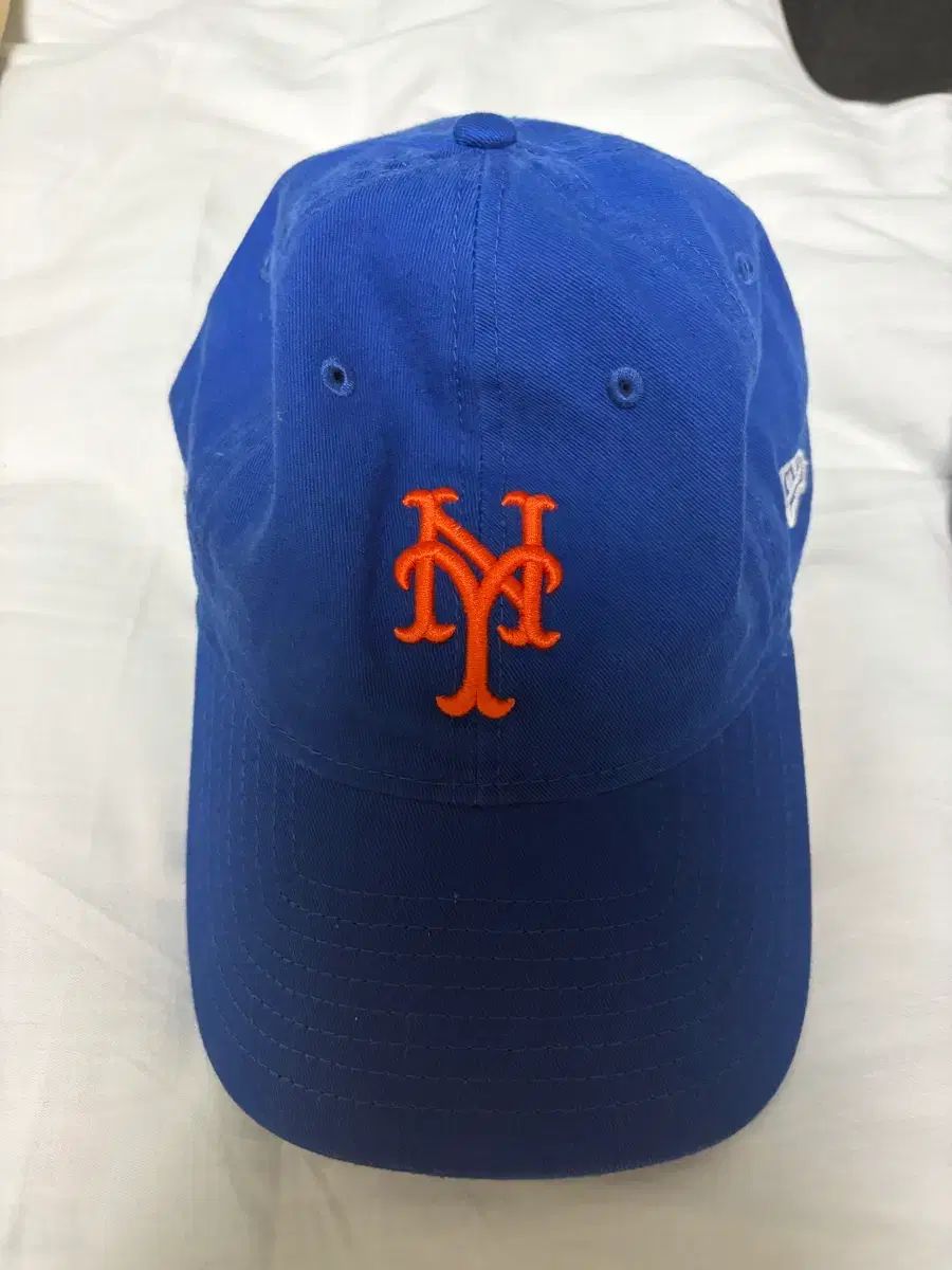 MOMA NEW ERA メッツ ロゴ キャップ 帽子 (NEW YORK で購入)