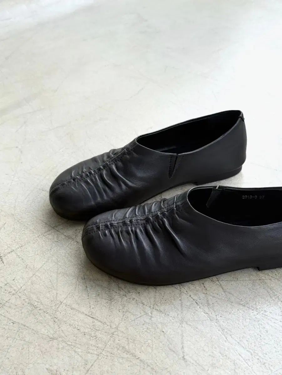 kyeo Sat gather flat 235