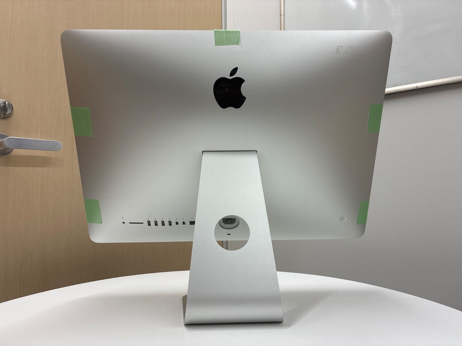 ジャンク Macデスクトップ Apple 全体的に状態が悪い - メルカリ