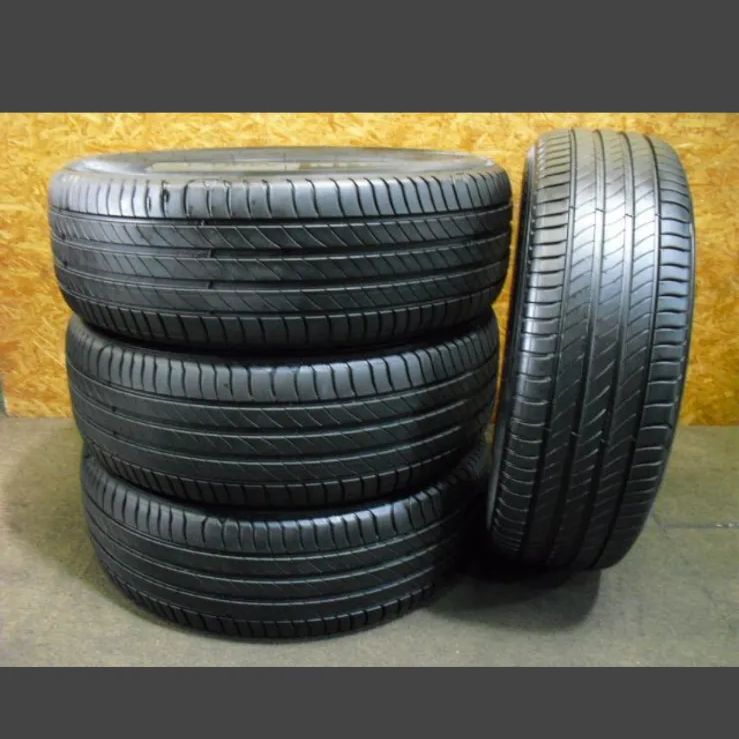 (A-2875)本州送料無料 超バリ山 215/60R17 4本 ミシュラン 中古タイヤホイール館
