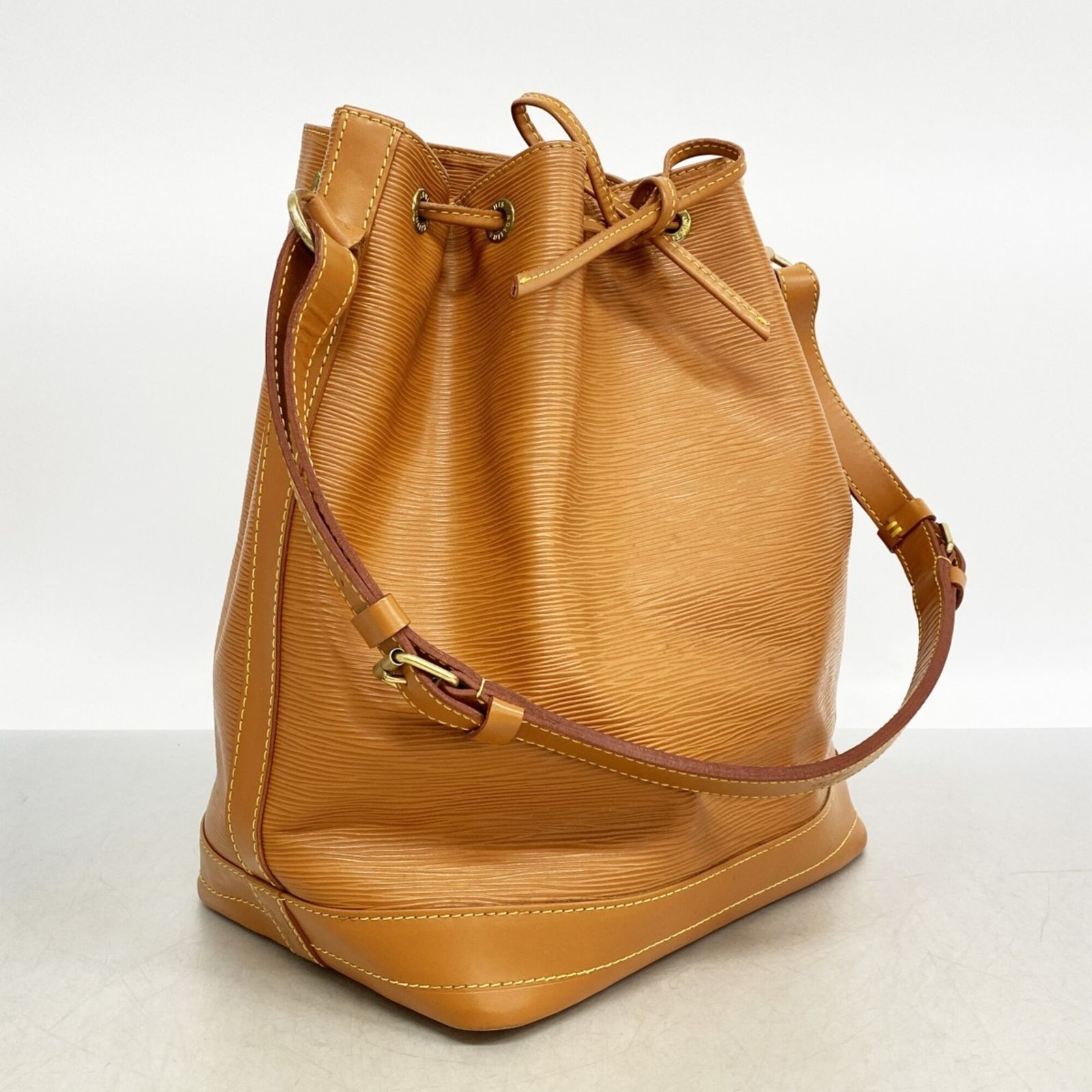 ルイ・ヴィトン(Louis Vuitton) ルイ・ヴィトン ショルダーバッグ エピ