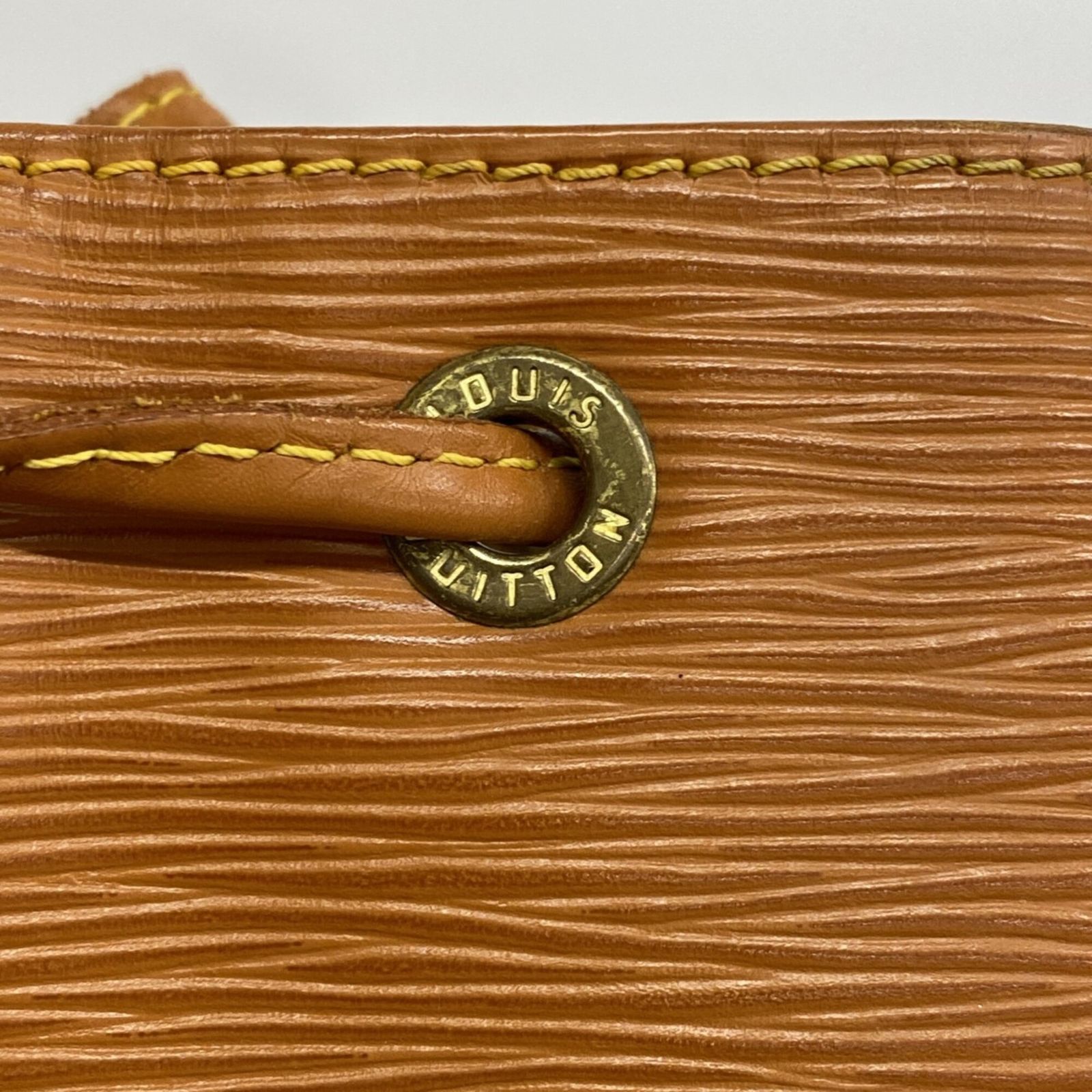 ルイ・ヴィトン(Louis Vuitton) ルイ・ヴィトン ショルダーバッグ エピ