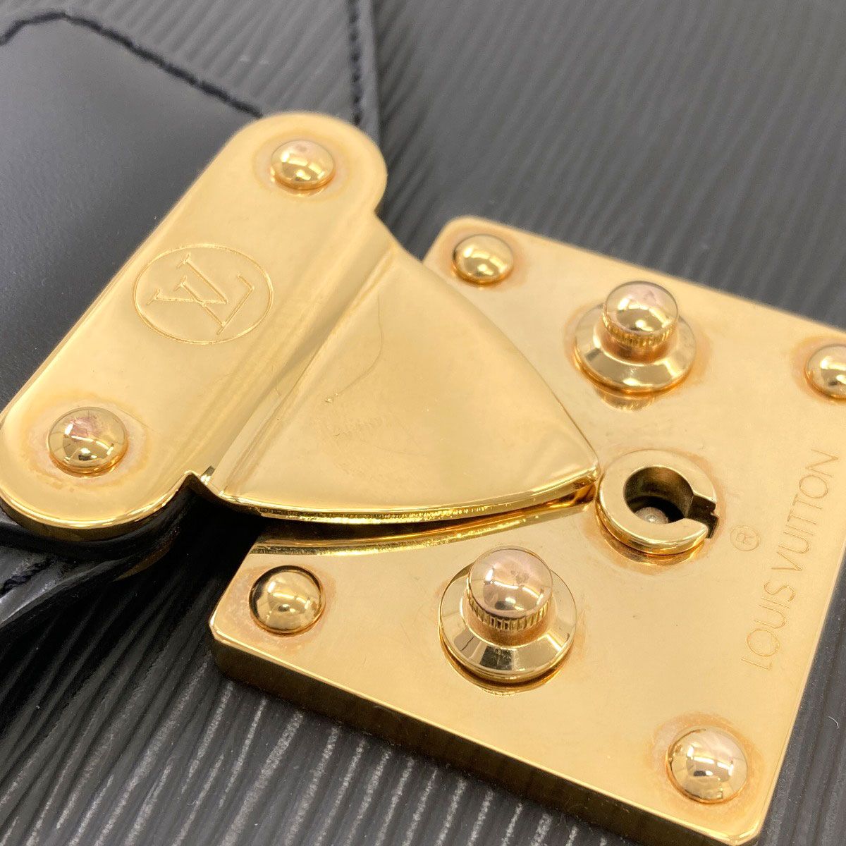 LOUIS VUITTON ルイヴィトン M52122 モンソー ハンドバッグ エピ